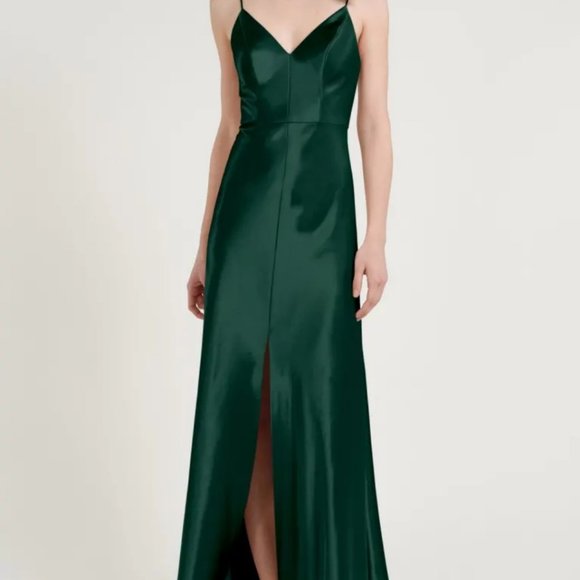 Jenny Yoo Dresses & Skirts - Jenny Yoo Dina Emerald V Neck Satin Crepe Dress